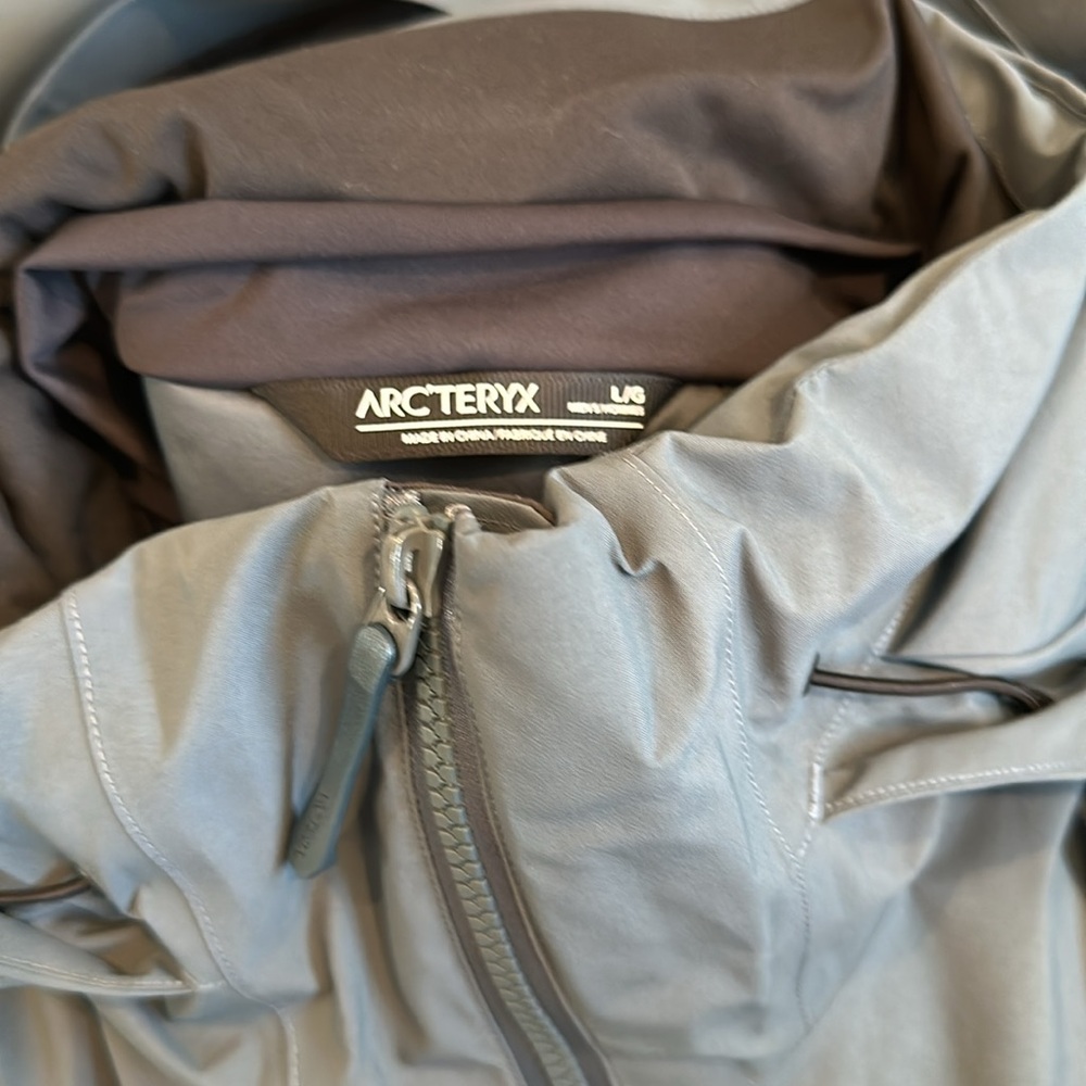 COPY - Arc’Teryx Insualted GoreTex Ski Jacket - Picture 3 of 5